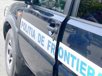 Maşină înmatriculată în Bulgaria cu acte false, descoperită în Ostrov